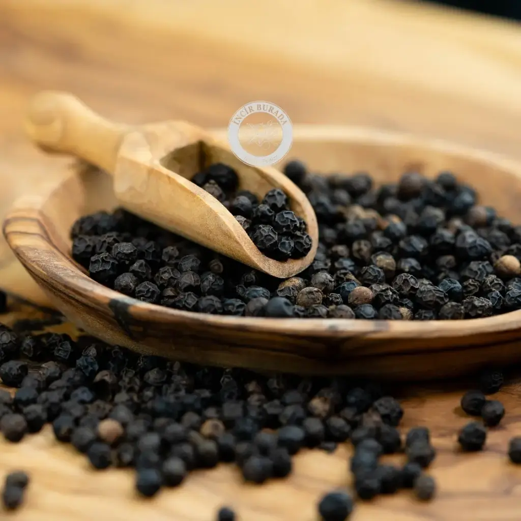 Tane Karabiber (100Gr)